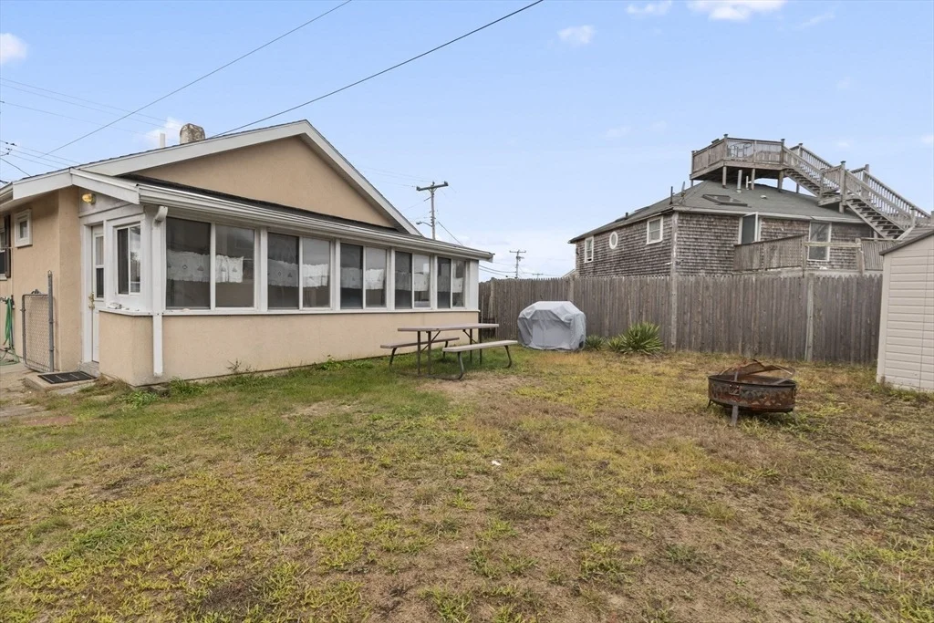 Photo of 876 Ocean St