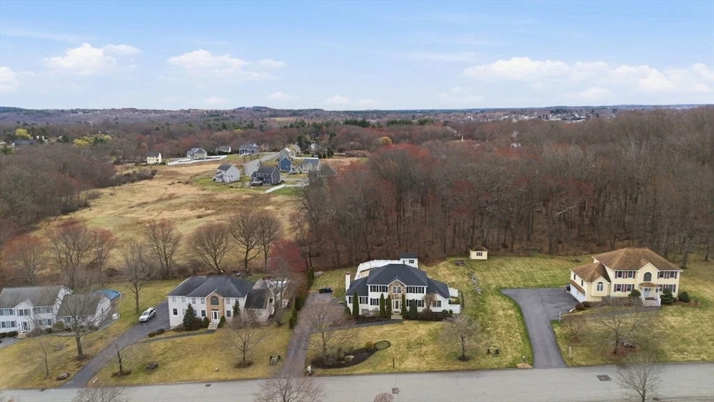 Photo of 23 Carle Dr