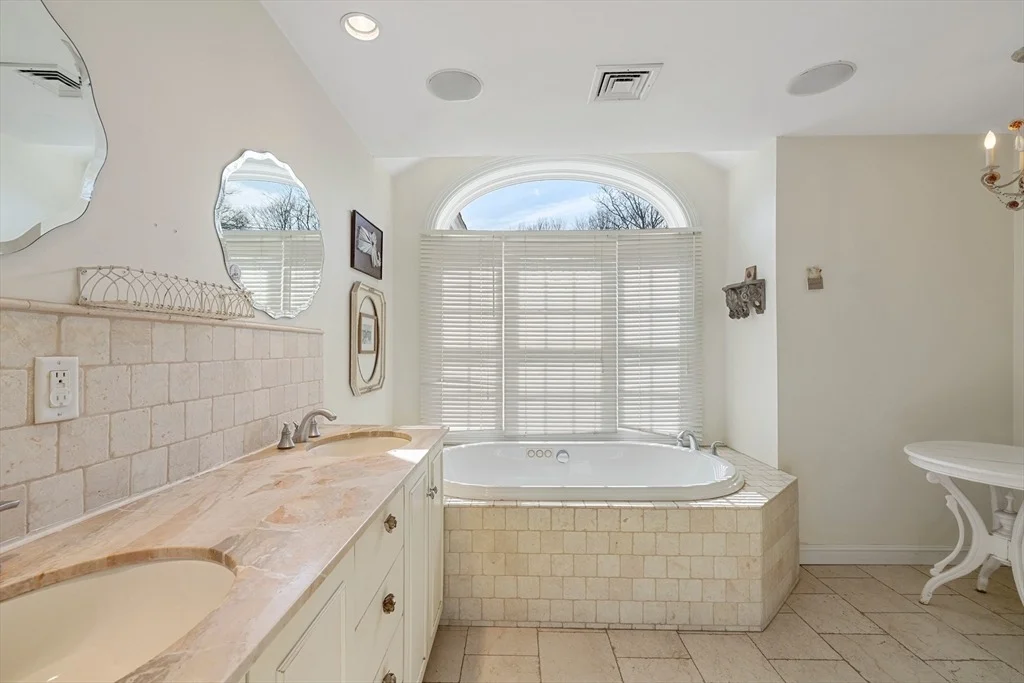 Photo of 75 Cornell Rd