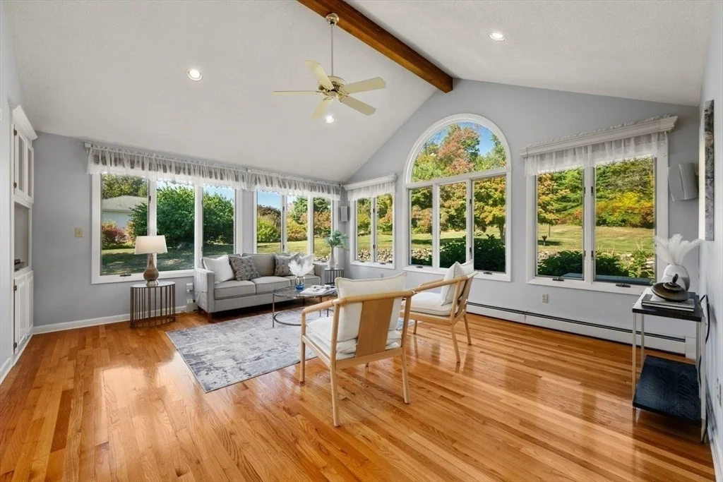 Photo of 56 Meadowview Road