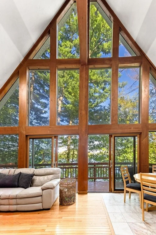 Photo of 32 Pineview Ter