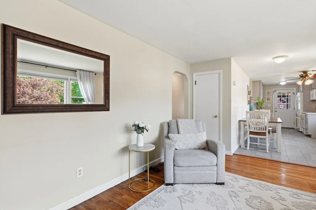 Photo of 2 Fairmeadow Rd