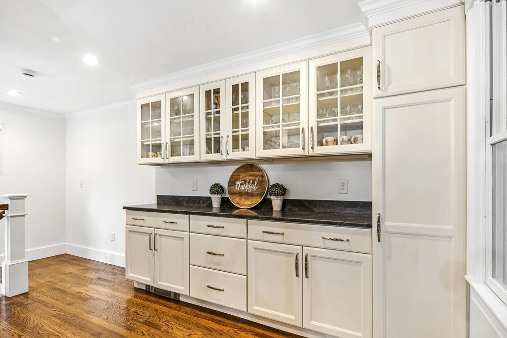 Photo of 212 Cushing Street