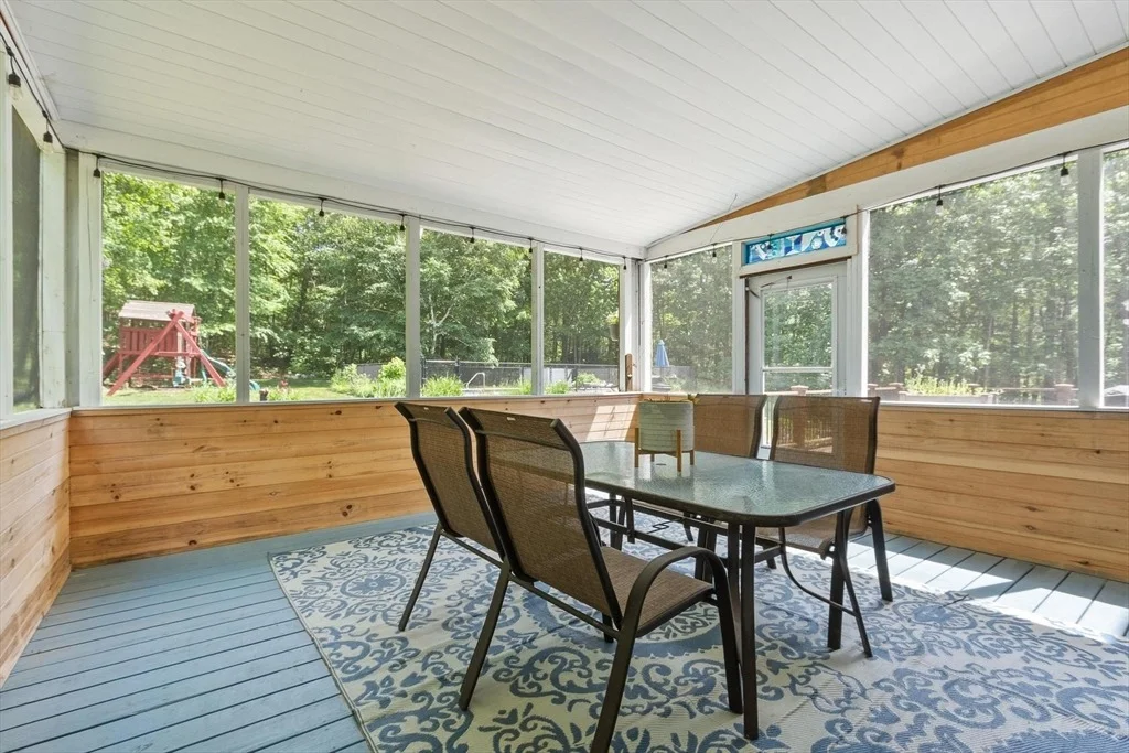 Photo of 189 Beaman Rd