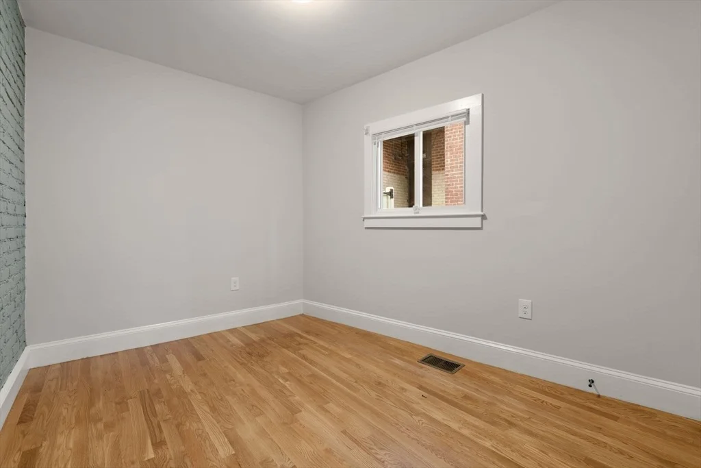Photo of Unit A at 129 Sutherland Road