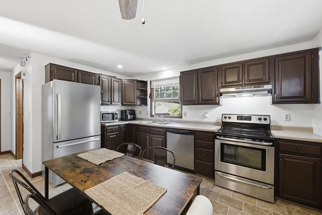 Photo of 164 Arnold Ave