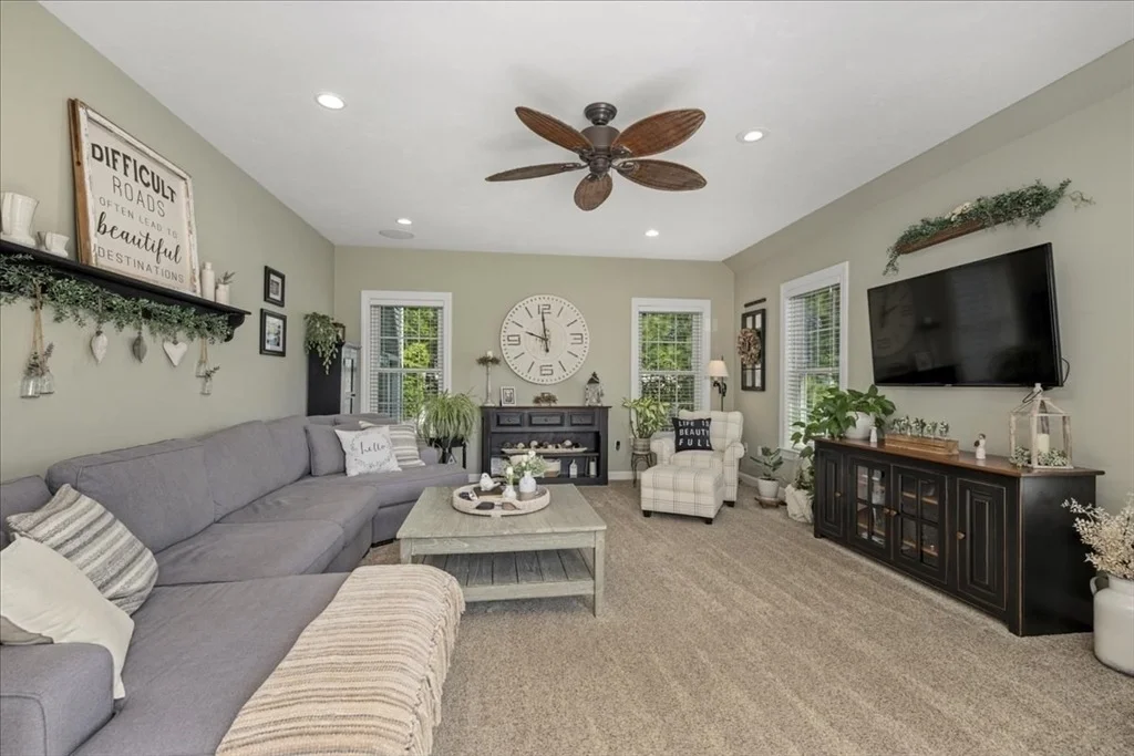 Photo of 3 Goddard Dr
