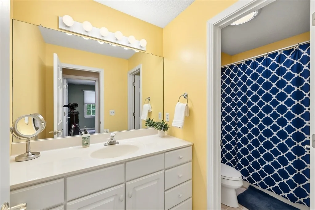 Photo of 8 Wintergreen Cir