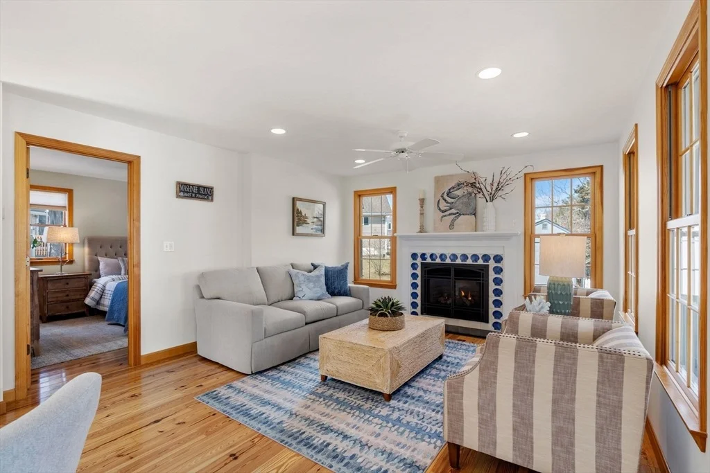 Photo of 135 Leeward