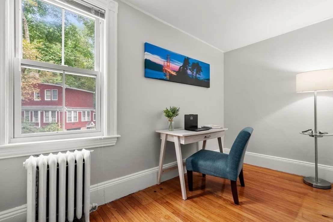 Photo of 28 River Road