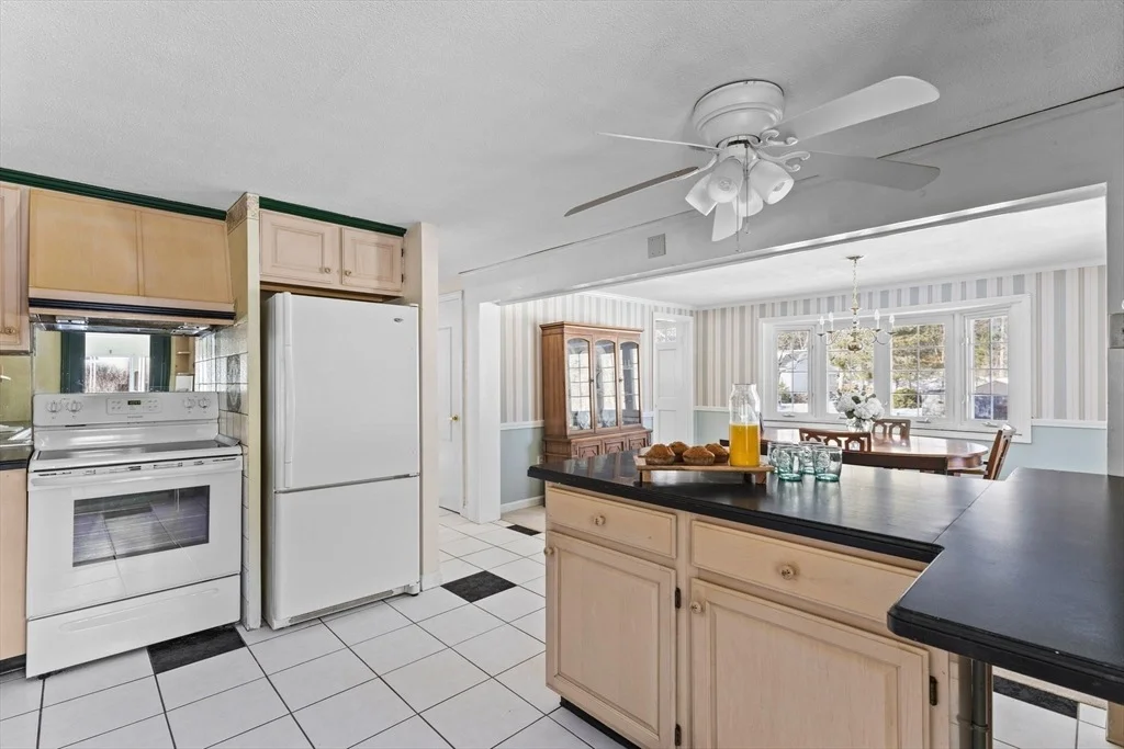 Photo of 39 Macdonald Cir
