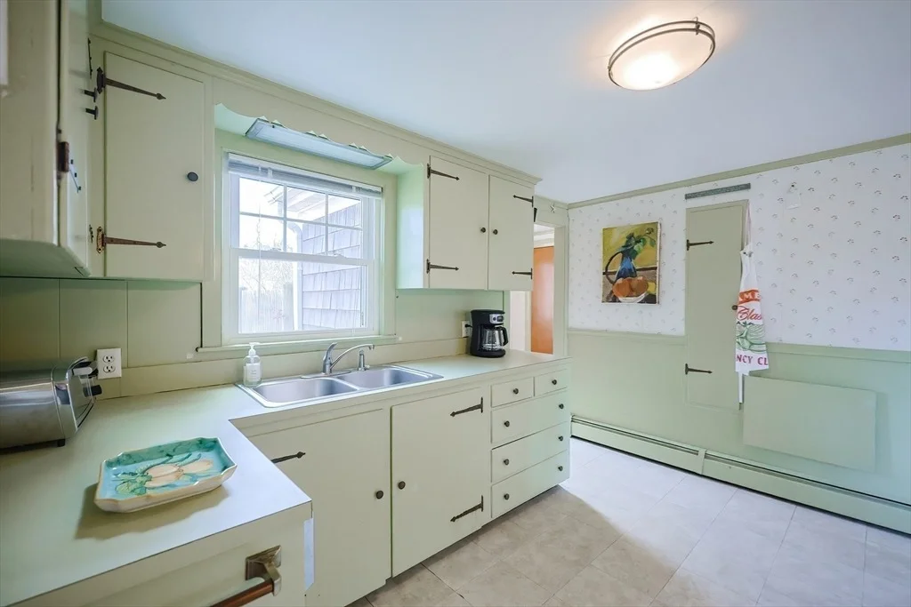 Photo of 3 Newcomb Dr