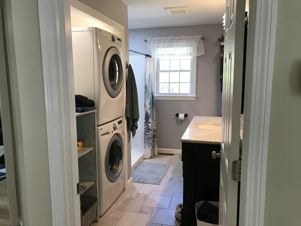 Photo of 631 Warren Wright Rd