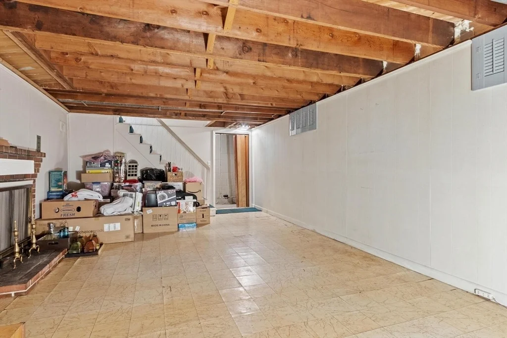 Photo of 5 Sasur St