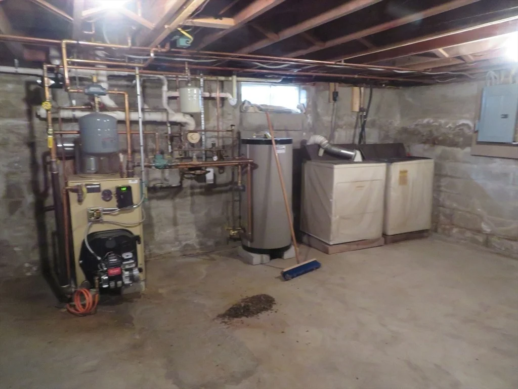 Photo of 103 King Philip Rd