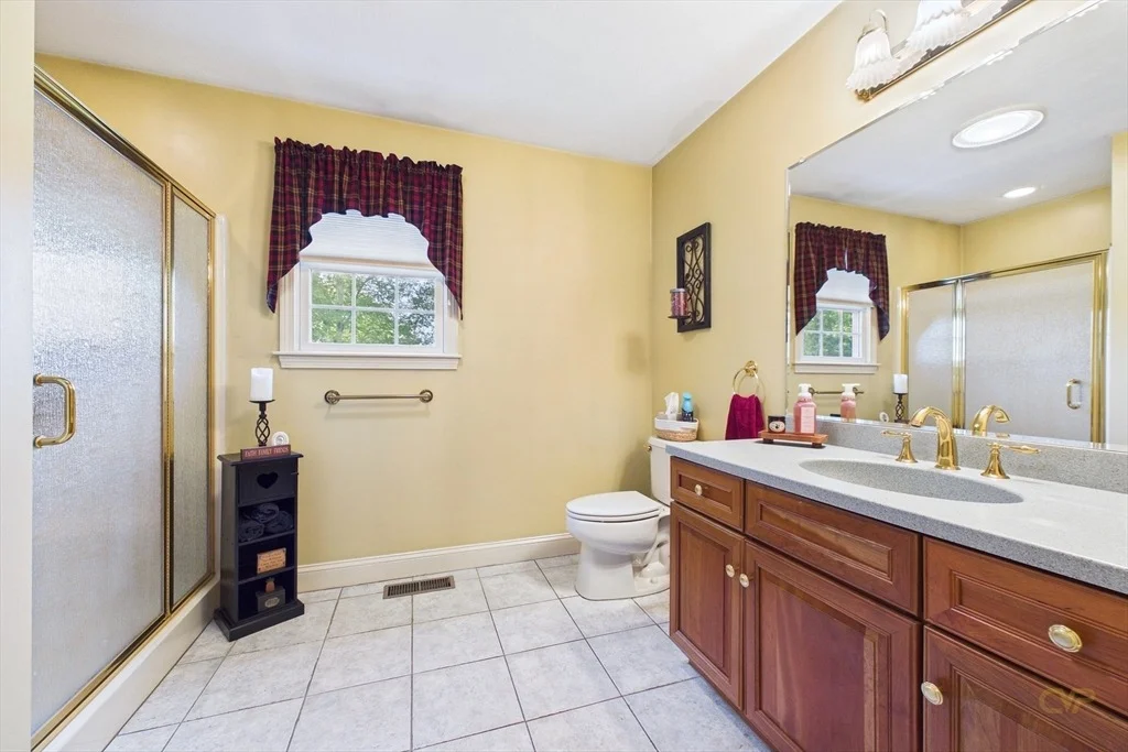 Photo of 7 Jocelyn Cir