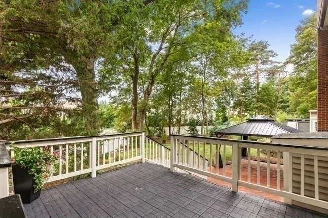 Photo of 282 Lowell Street