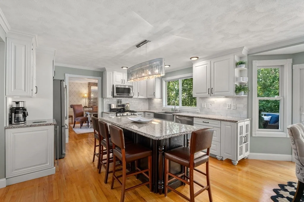 Photo of 4 Green Meadow Dr