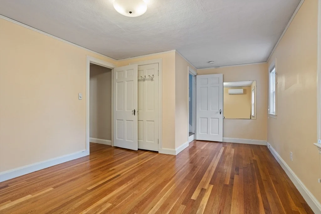 Photo of 168 Cedar Ave