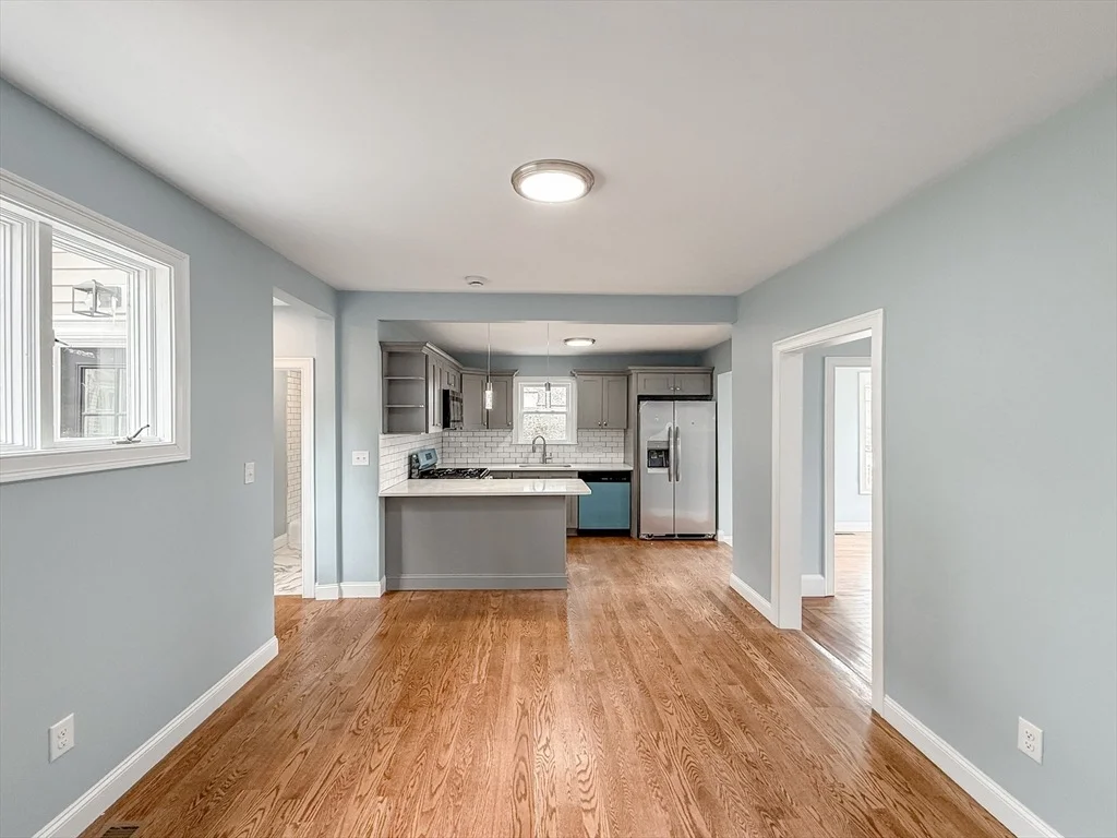 Photo of 463 Central St