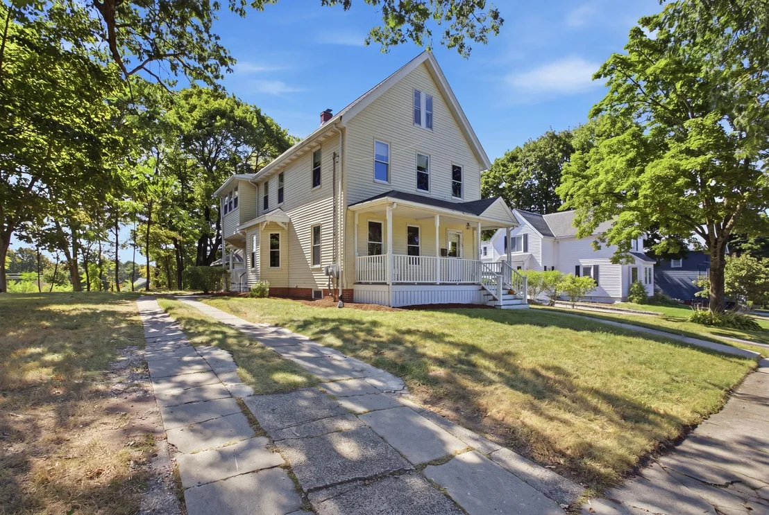 Photo of 38 Highland St