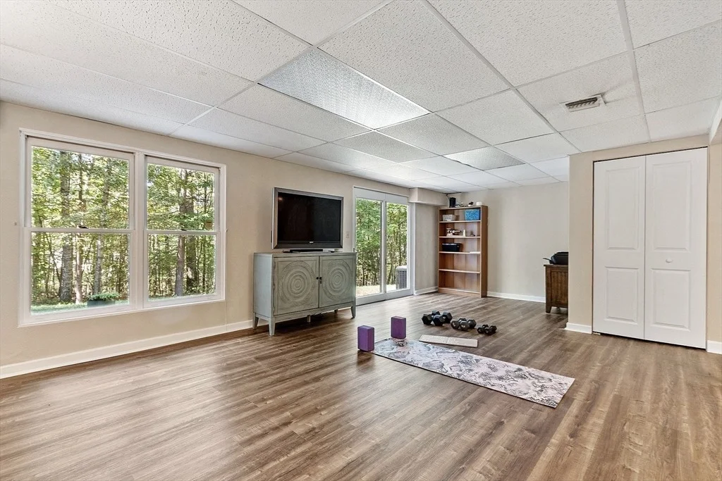 Photo of 9 Blanchard Rd