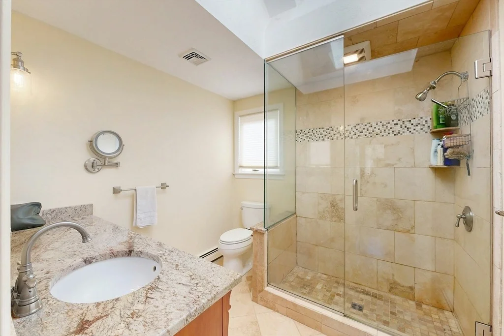 Photo of 14 Baltzer Dr