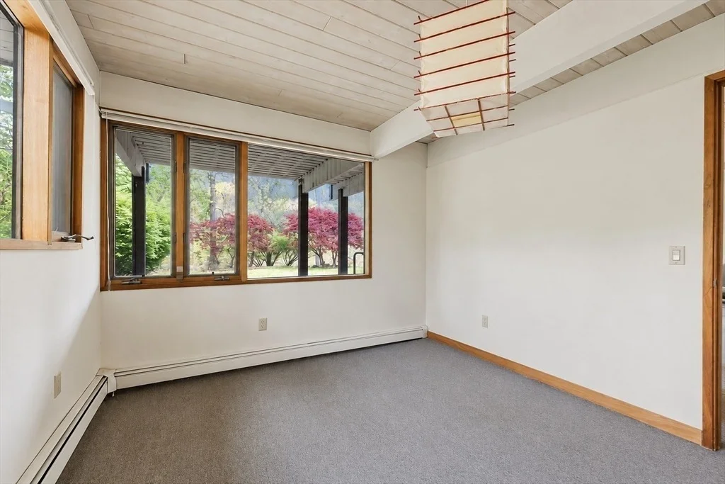 Photo of 58 Solomon Pierce Rd