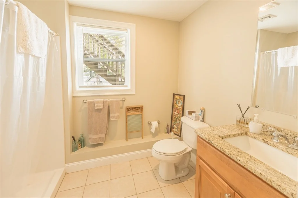 Photo of 1066 Spencer