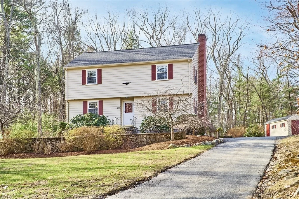 Photo of 144 Marblehead Street