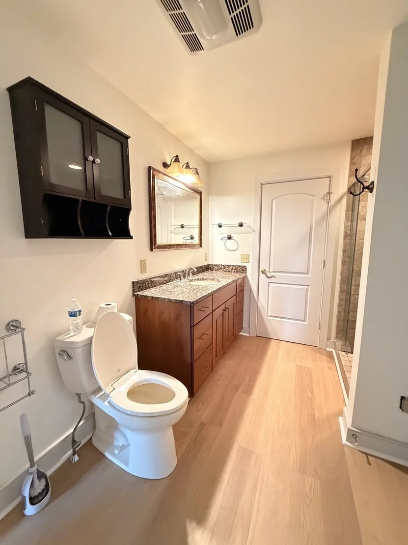 Photo of 366 West Rd
