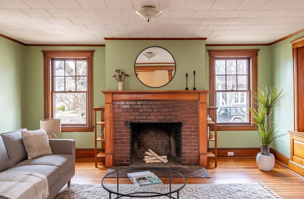 Photo of 305 Locust St