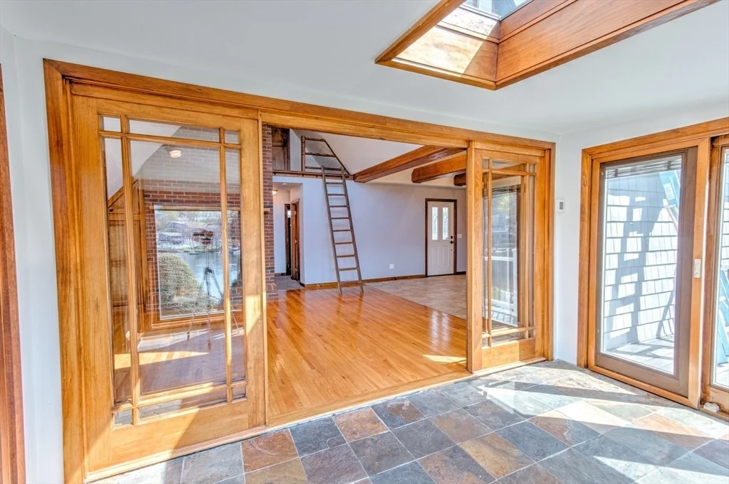 Photo of 171 Sunset Dr