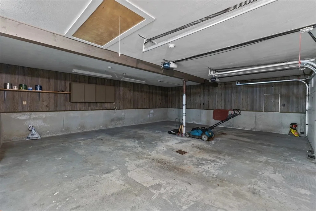 Photo of 627 Main St