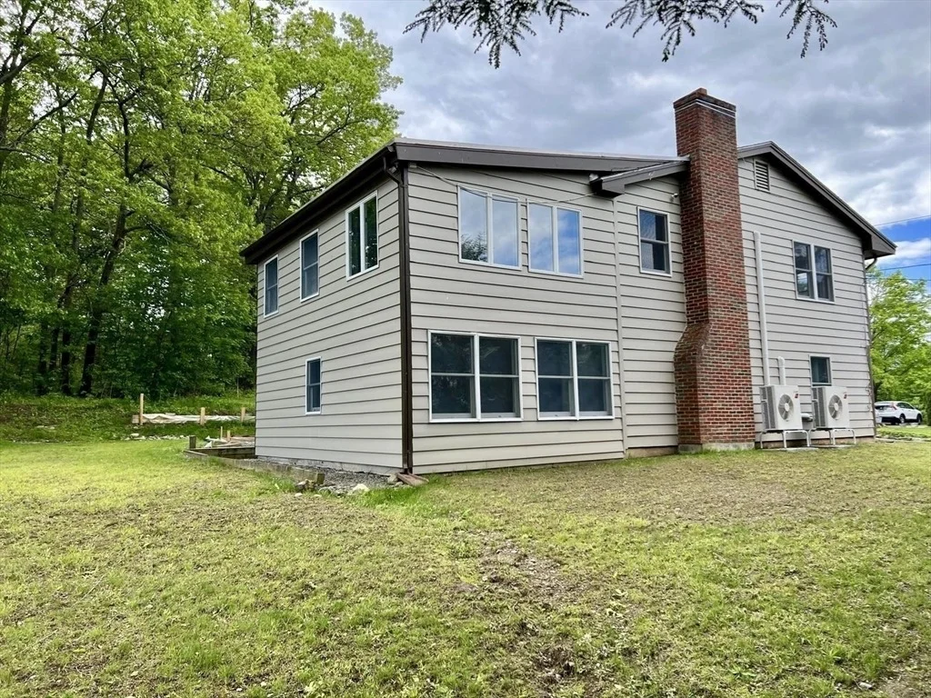 Photo of 12 Dike Dr
