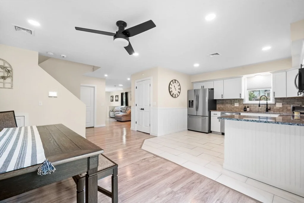 Photo of 27 Joy St