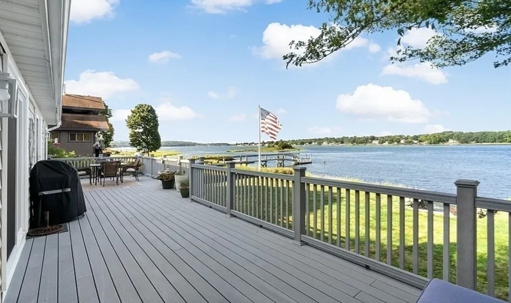 Photo of 22 Riverside Drive