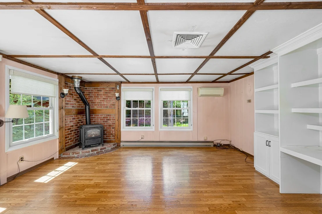 Photo of 16 Porter Rd