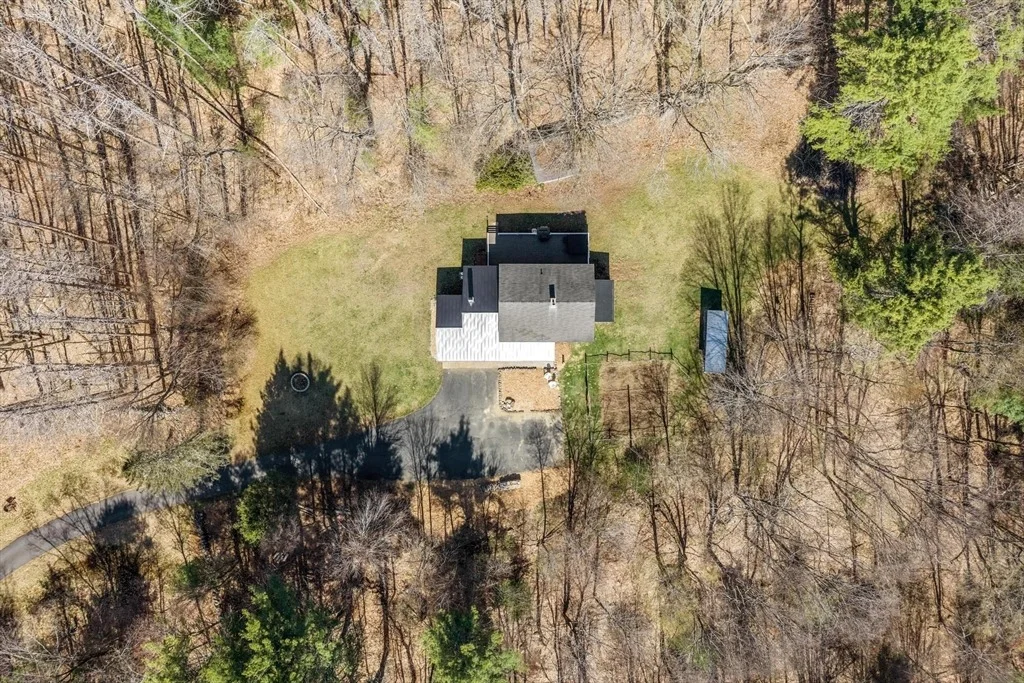 Photo of 885 Royalston