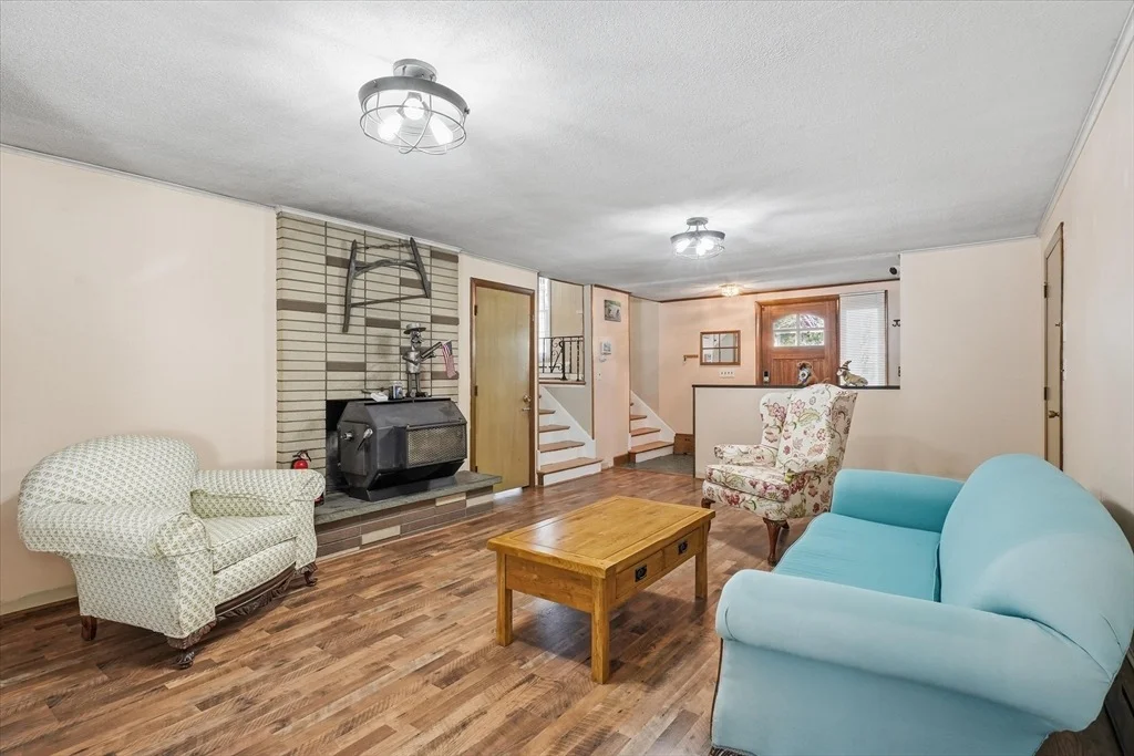 Photo of 156 Central St