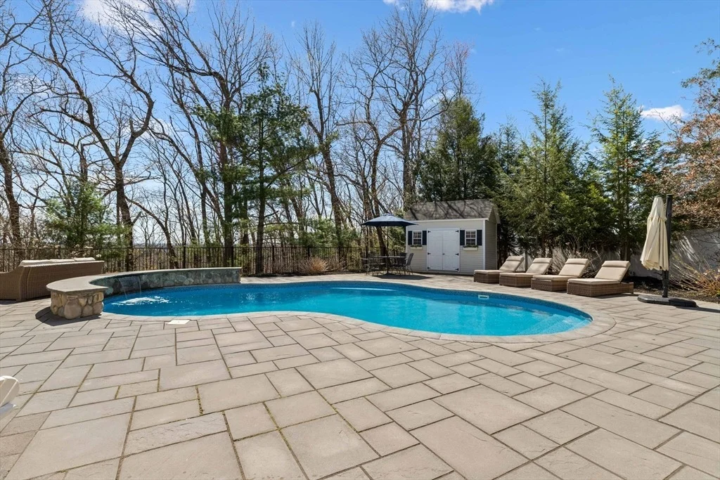 Photo of 243 Bear Hill Rd