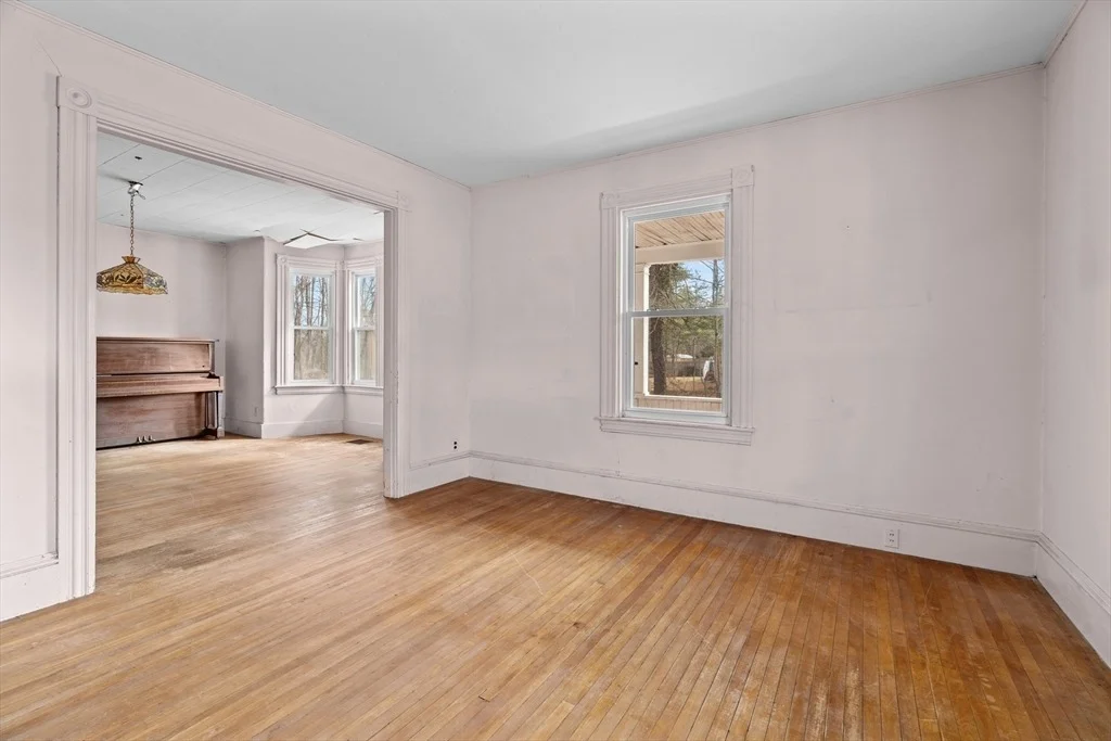 Photo of 367 Elm Street