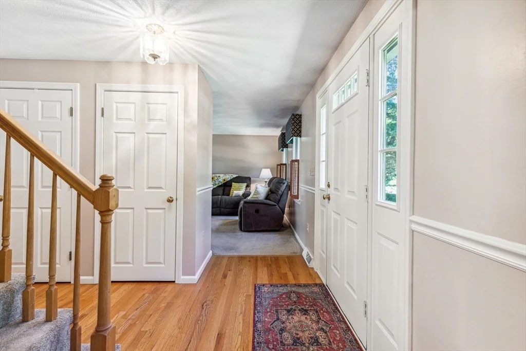 Photo of 2 Strawstone Ln