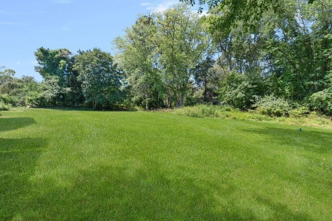 Photo of 255 251 John Dyer Road