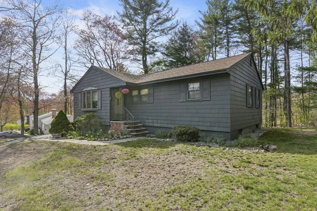 Photo of 81 Elm St