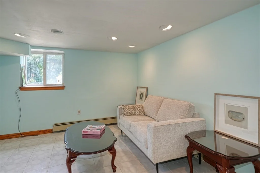 Photo of 27 Appleton St