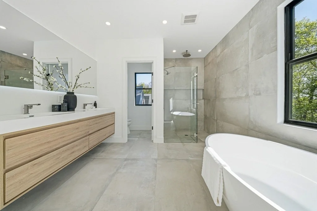 Photo of 28 Chandler