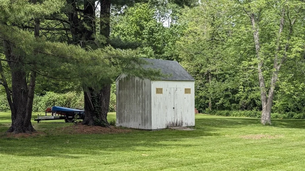 Photo of 156 Center Bridge Rd
