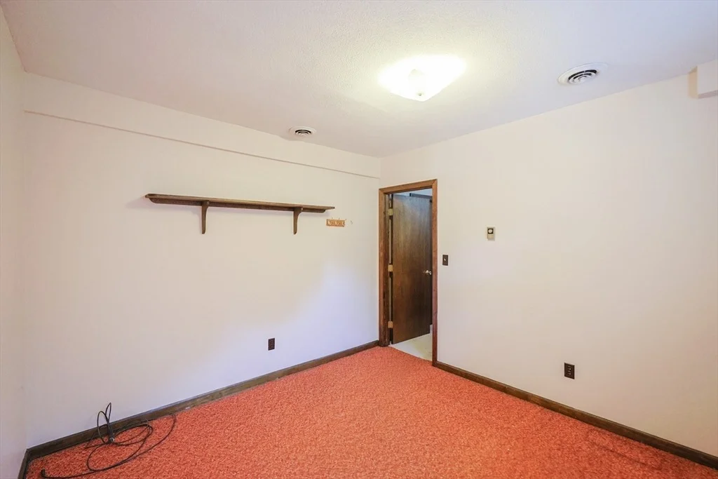 Photo of 7 Eric Ln