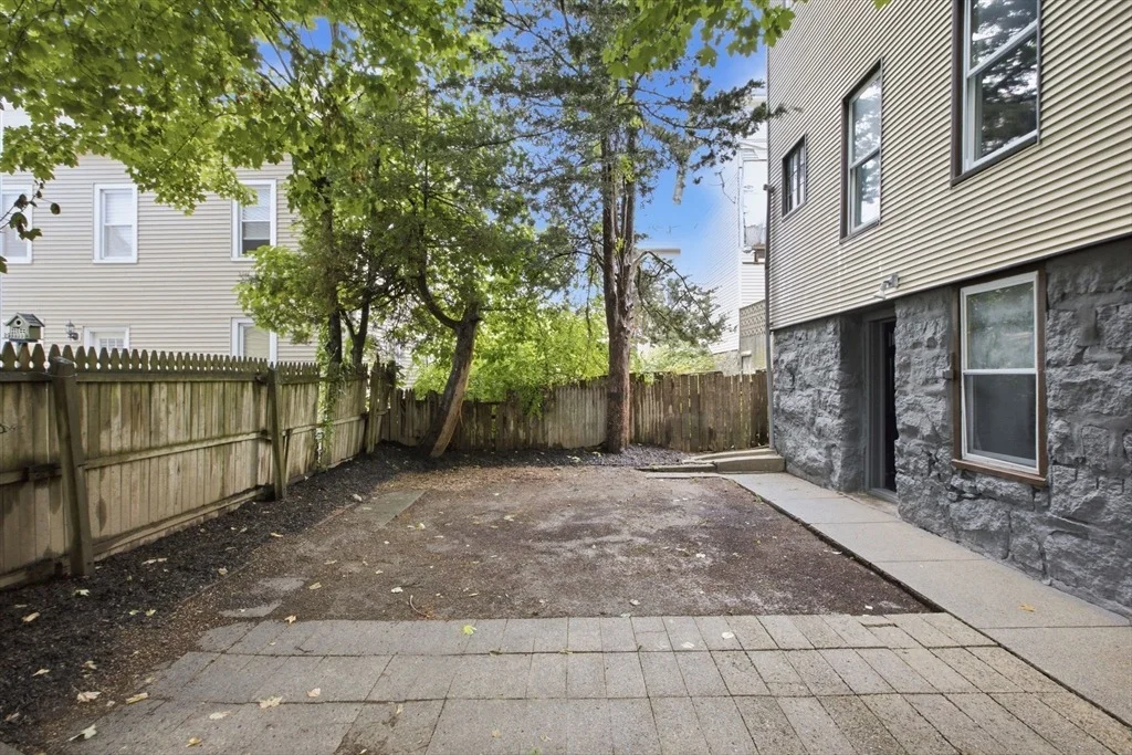 Photo of 34 Danforth St